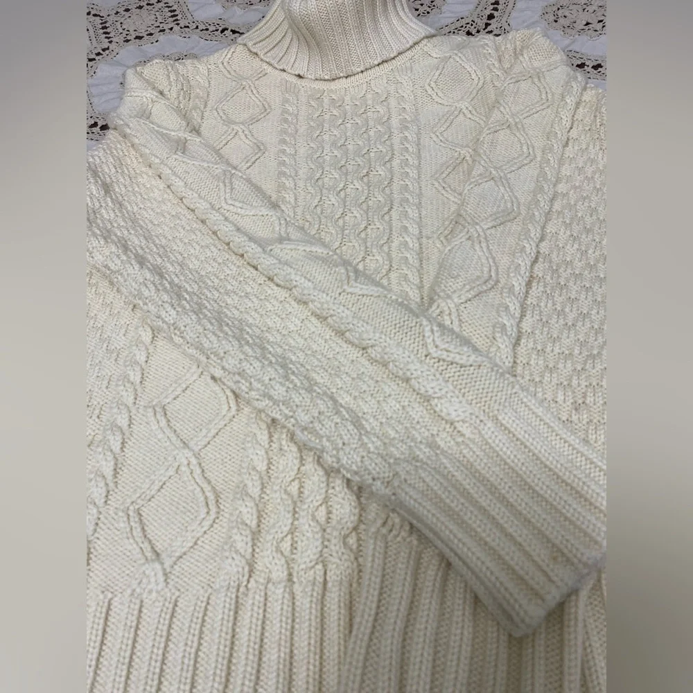 L.L. Bean Cream Cable Knit Turtleneck Sweater - Women size XL - Picture 6 of 6